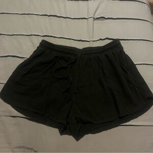 Universal Thread Women's Black Comfy Shorts